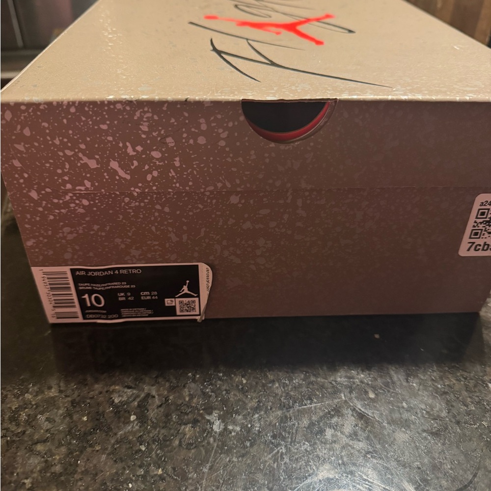 Air Jordan 4 Retro Sneakers